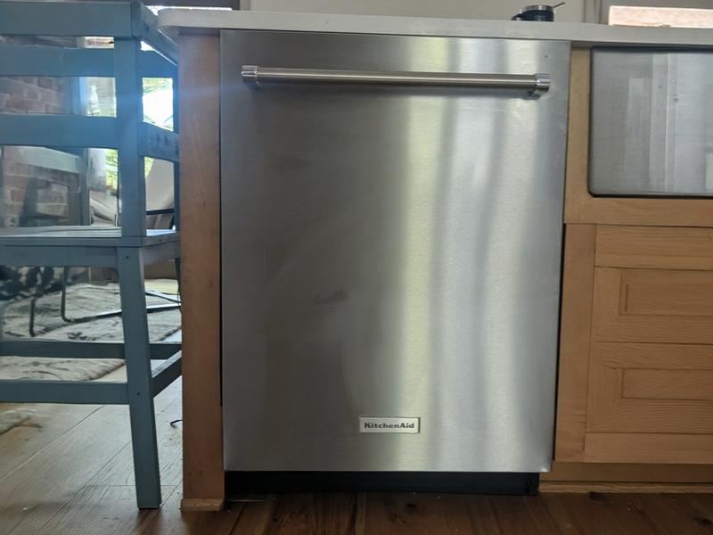 360° Max Jets™ Third Rack Dishwasher with Stainless Steel