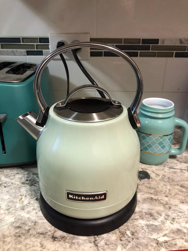  KitchenAid KEK1222PT 1.25-Liter Electric Kettle - Pistachio