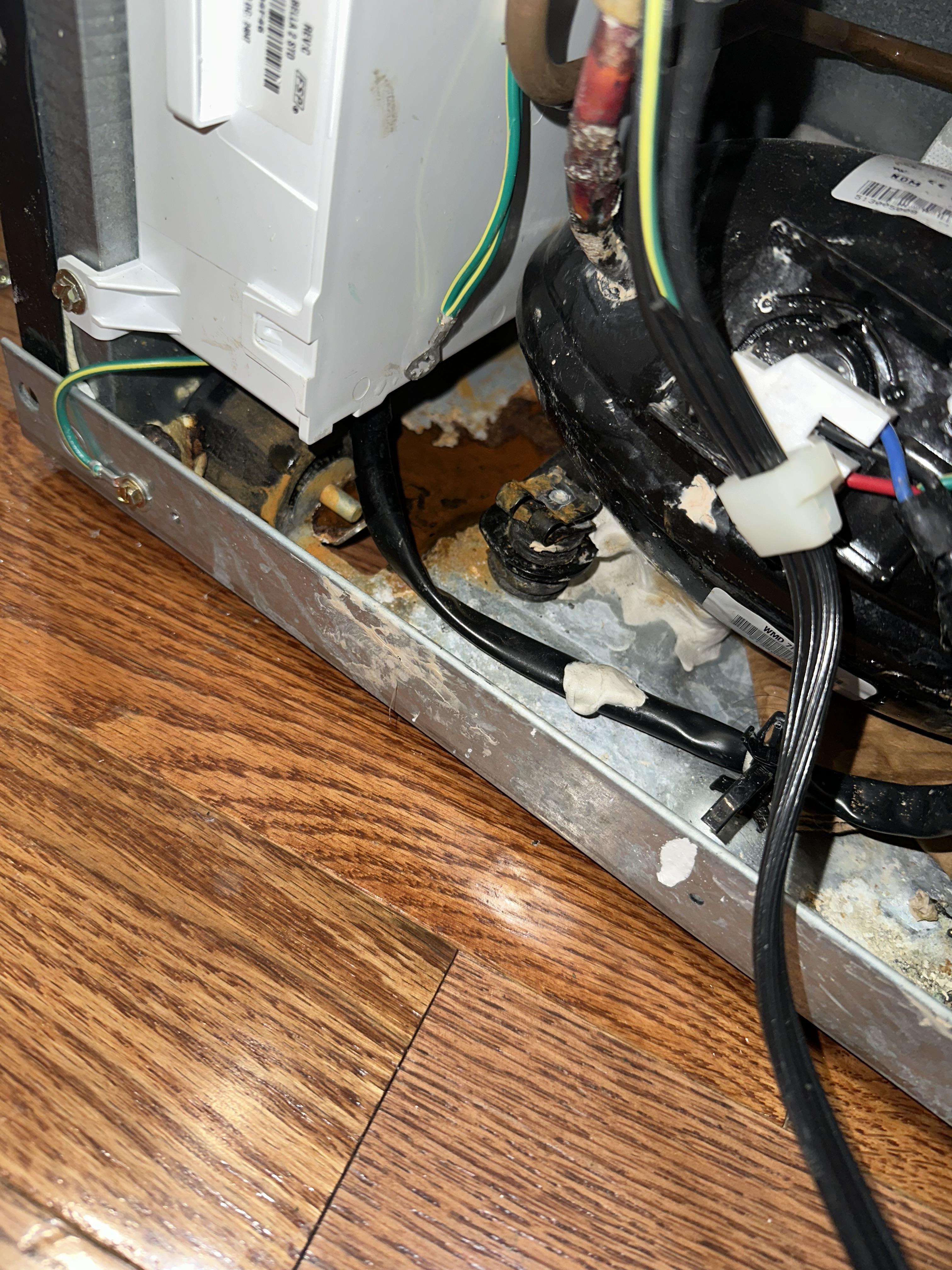 Image 4 of 6
