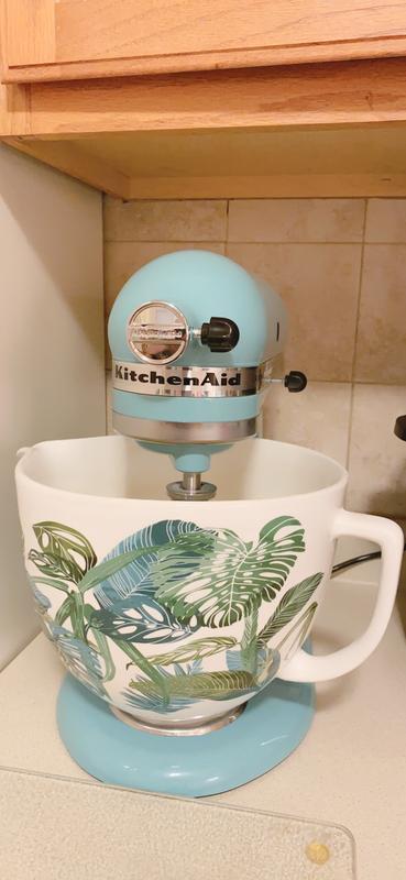 I'm in LOVE With my KitchenAid Mixer! 