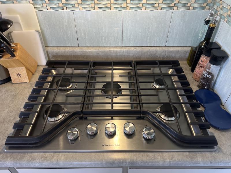KitchenAid 36 Inch. GAS Cooktop with 5 Multiflame Burners