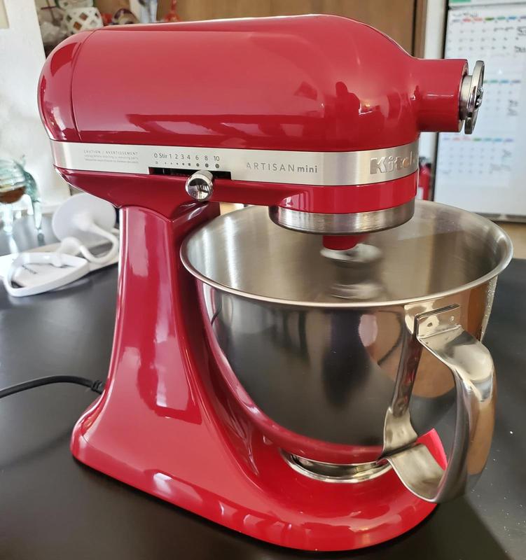 Williams-Sonoma - Holiday 2016 Great Gifts - KitchenAid(R) Artisan Mini  with Flex Edge Beater, Candy Apple Red