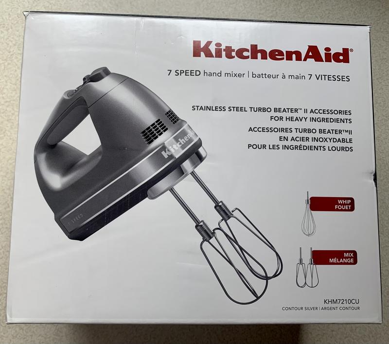 KitchenAid 9-Speed Digital Hand Mixer with Turbo Beater II Accessories and  Pro Whisk - White