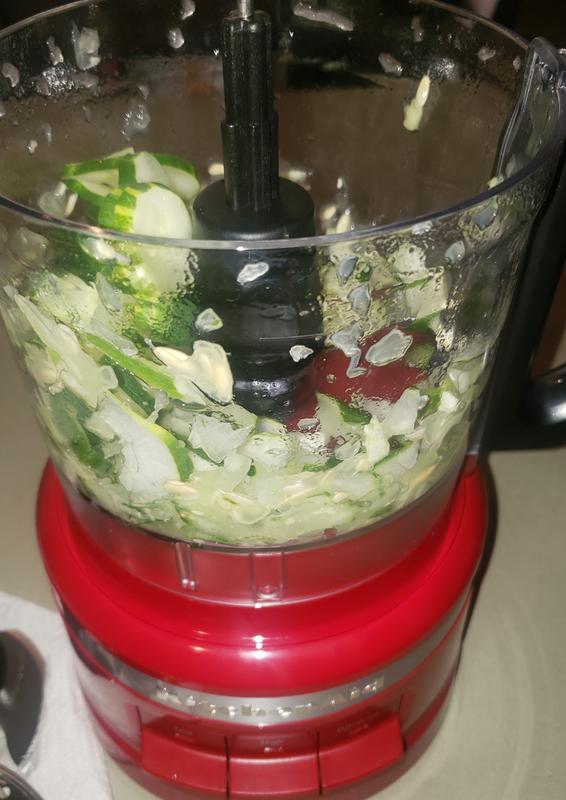 KitchenAid 7 Cup Food Processor (Silver) for Sale in Tacoma, WA