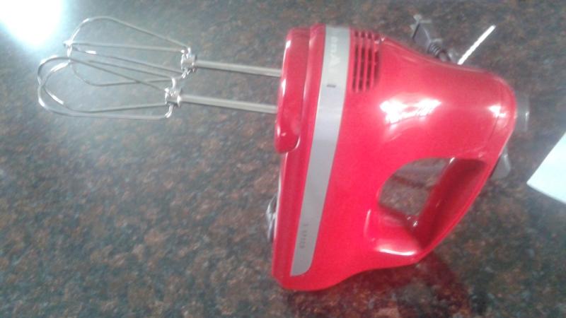KitchenAid 5 Ultra Power Speed Hand Mixer - KHM512, Empire Red