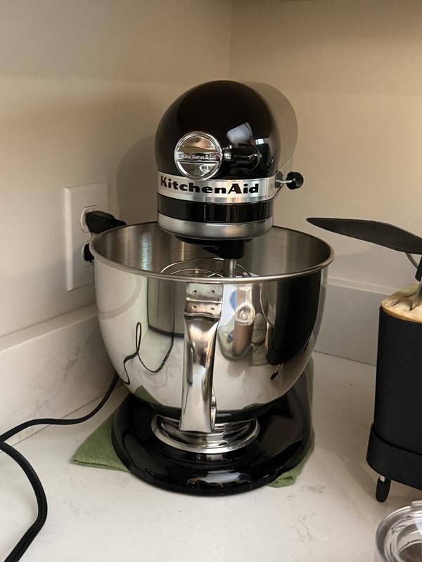 Refurbished Artisan® Series 5 Quart Tilt-Head Stand Mixer - White