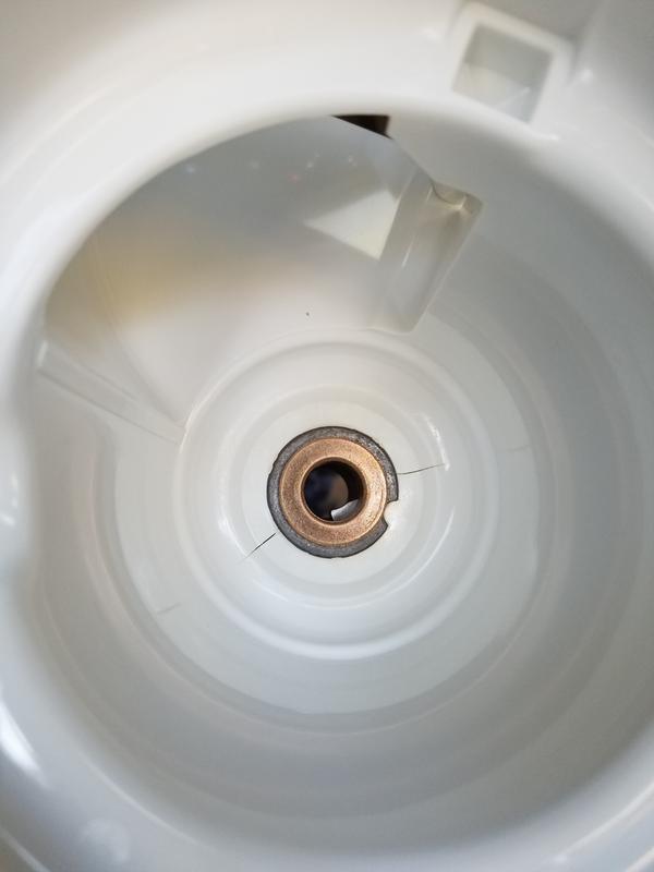 More cracks on the inside of the attachment