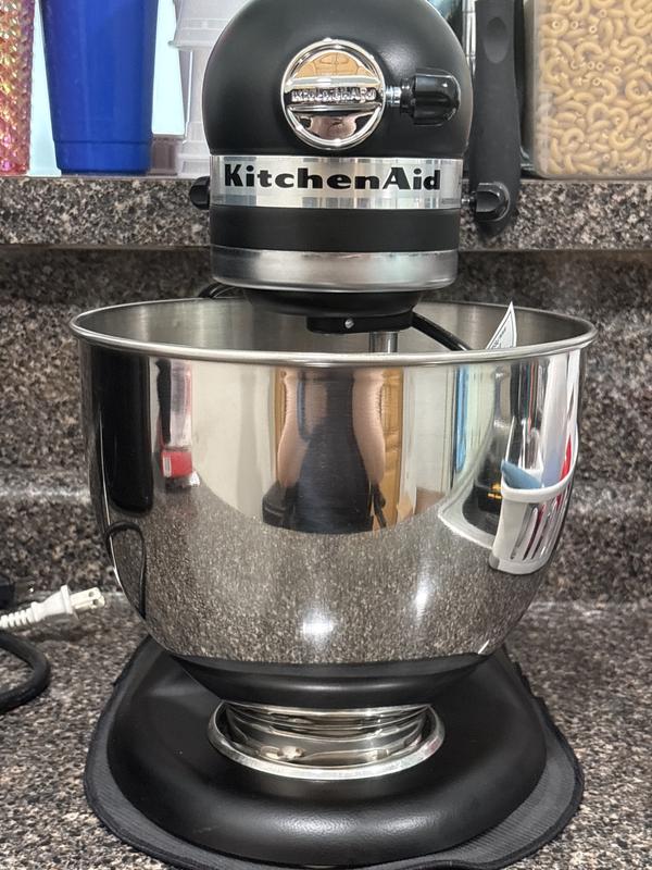Artisan® Series 5 Quart Tilt-Head Stand Mixer - Onyx Black
