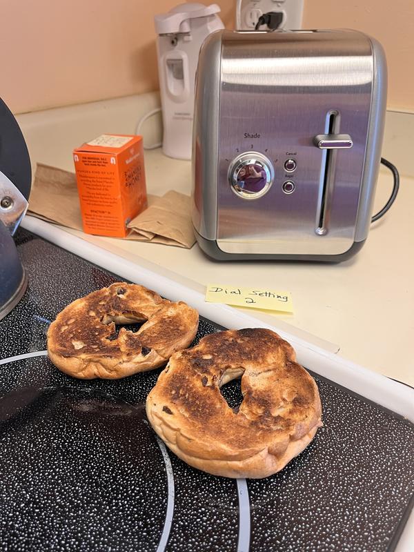 Toast was heat setting 1. Bagel photo on heat setting 2 and bagel button pushed