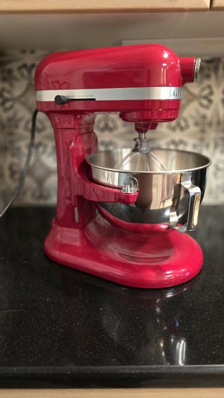 thumbnail interactive-video image 1 of KitchenAid KSM55SXXXCU 5.5 Quart Bowl-Lift Stand Mixer - Contour Silver - 500W 1 of 3