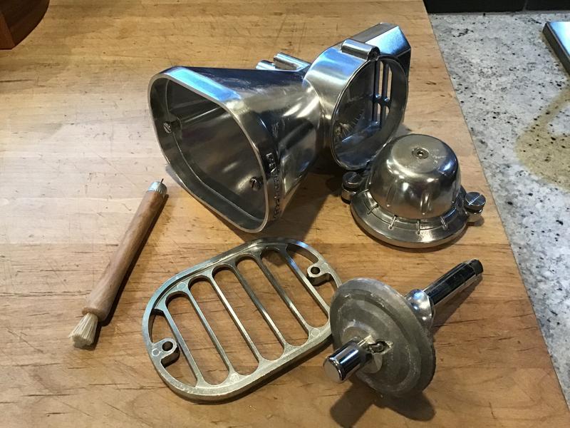 KitchenAid グレインミル 本体 All Metal Grain Mill Attachment for KitchenAid Stand Mixer