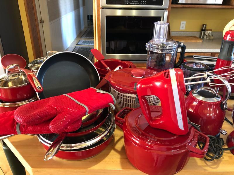 The 12 in non stick aluminum Empire Red fry pan with