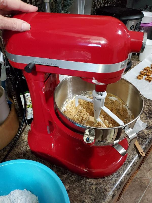 5.5 qt. 11-Speed Stainless Steel Bowl-Lift Stand Mixer in Red