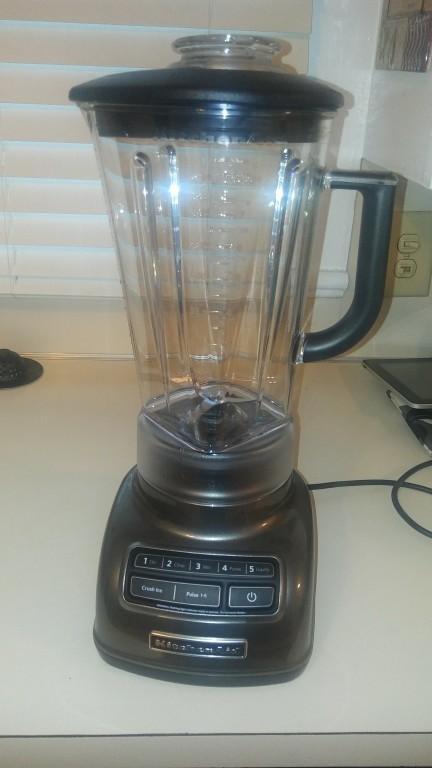 KitchenAid Diamond 60-oz Contour Silver 630-Watt Pulse