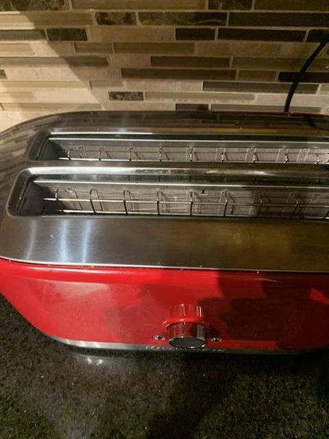 My lovely red toaster