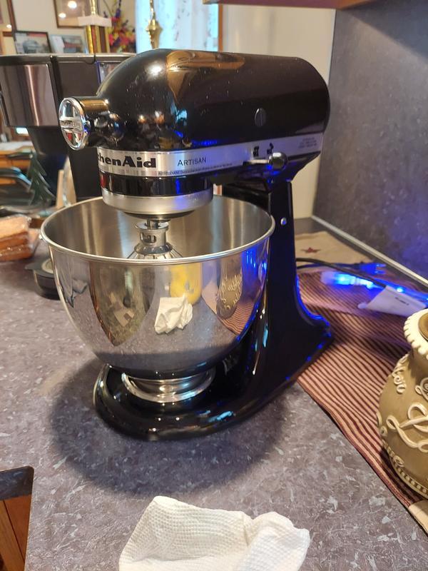KitchenAid Artisan 5 Qt. 10-Speed Onyx Black Stand Mixer with Flat