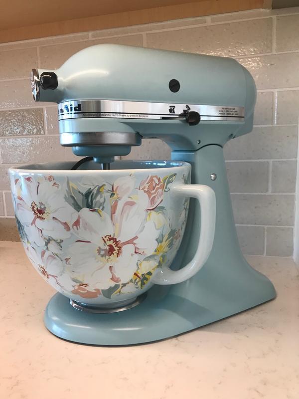 Mineral water blue mixer and white gardenia bowl