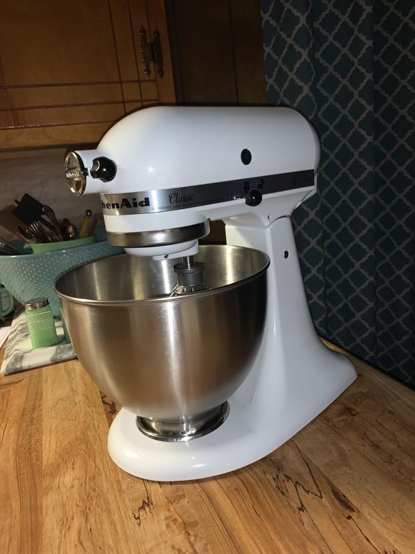 KitchenAid Classic Series 4.5 Qt. 10-Speed Tilt-Head Stand Mixer
