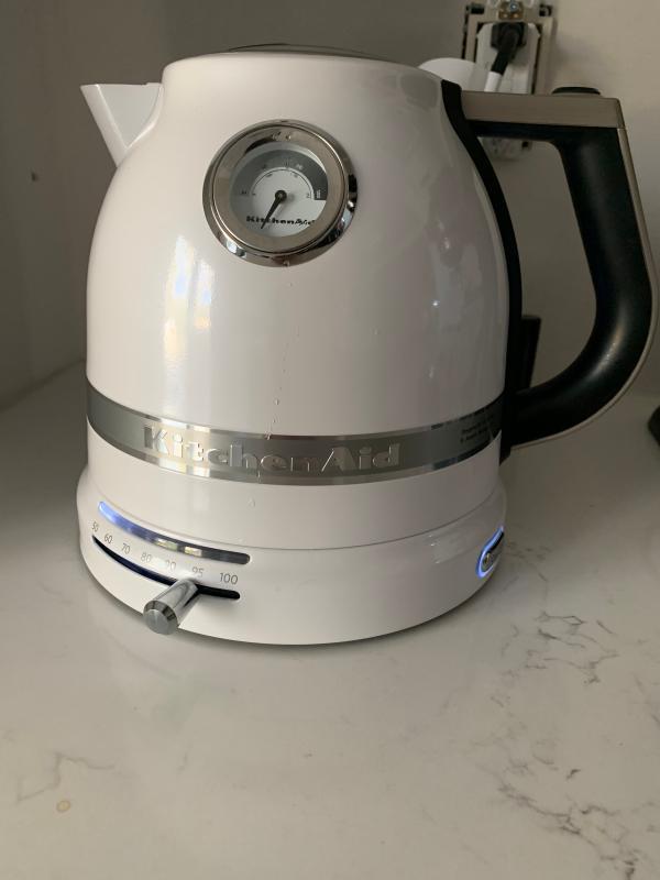 KitchenAid Pro-Line Electric Kettle KEK1522FP