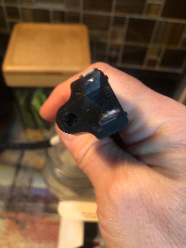 No ground wire access