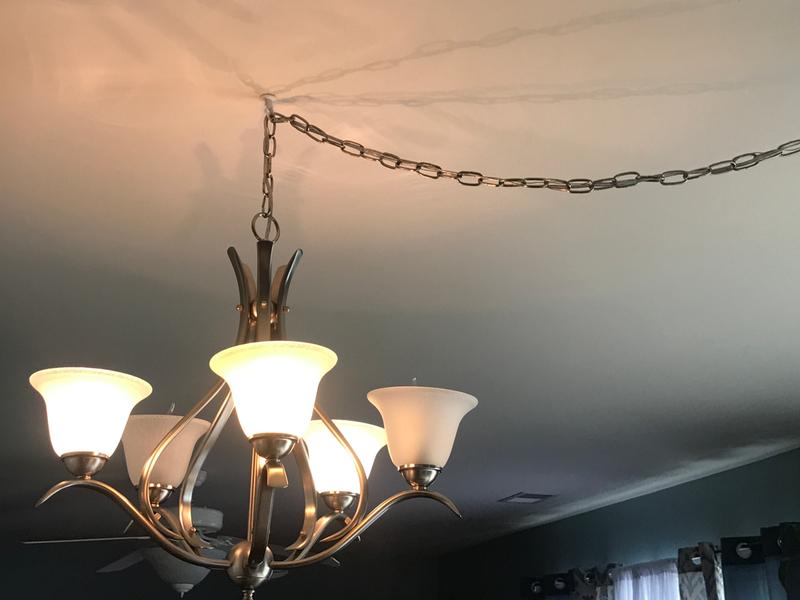 Dover 23 Chandelier in Antique Brass