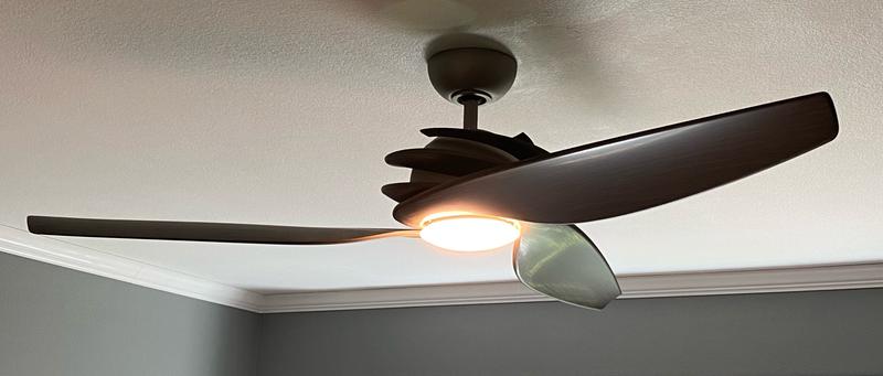 Spyra LED 62 Ceiling Fan in Matte White