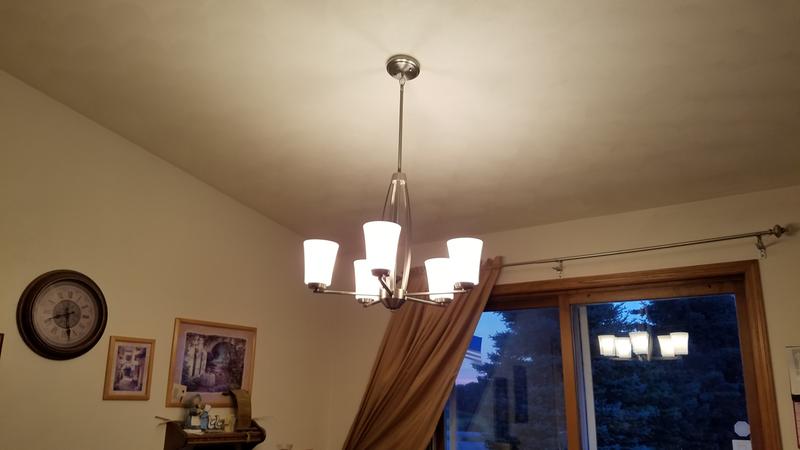 Burbank 5 deals light chandelier