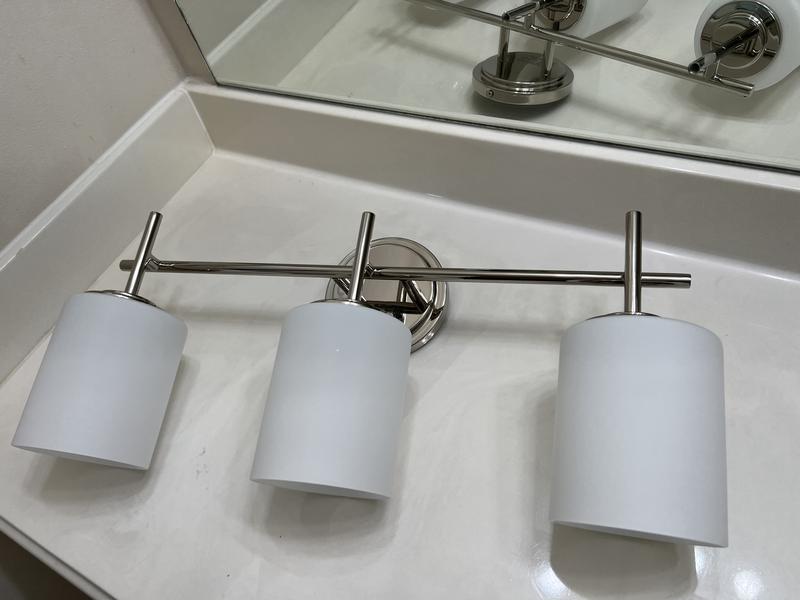 Kichler Ali 23.25-in 3-Light Polished Nickel Traditional Vanity Light ...