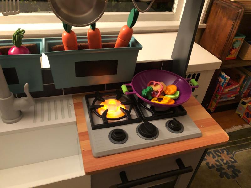 farm to table play kitchen with ez kraft assembly