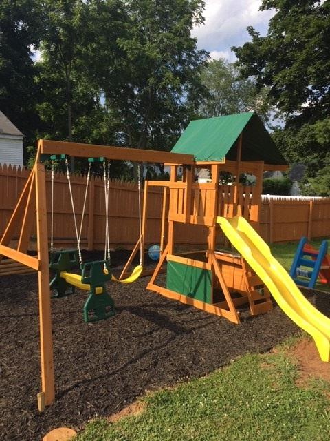 kidkraft laurentian wooden swing set