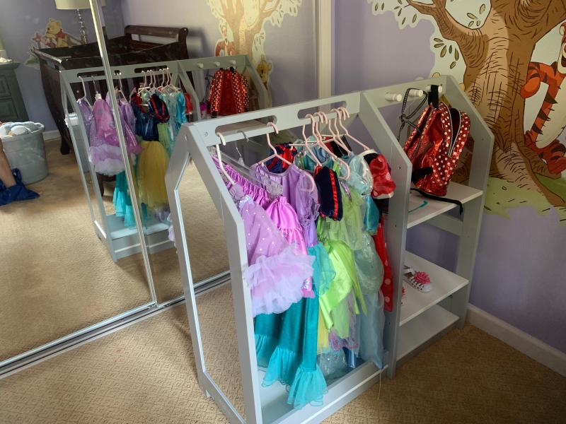 kidkraft dress up storage