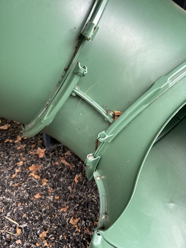 Broken slide connector braces