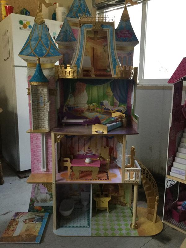 kidkraft disney dollhouse