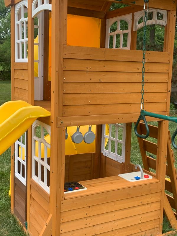 creston lodge wooden swing set
