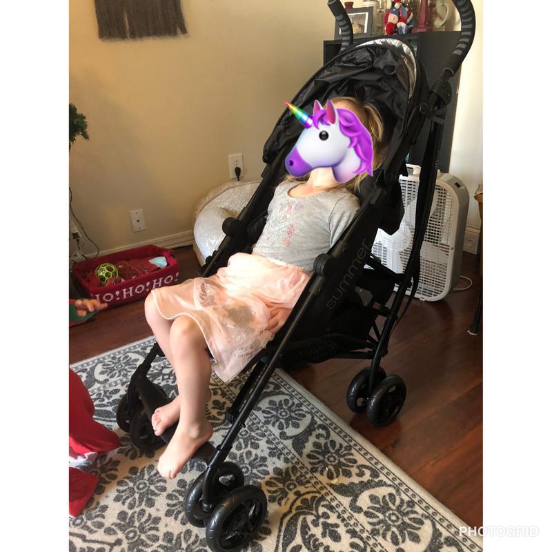 4yo sitting up with sunshade you can see she still has room to grow