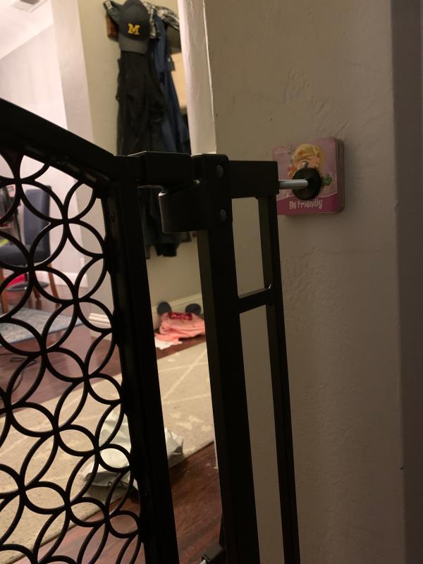 Had to put boom on the one broken screw so it would fit