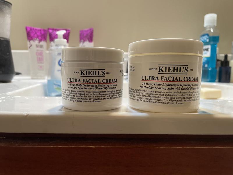 on right is the first jar ordered one year ago, on left is new jar claimed to also be 4.2 oz.  How does this work?