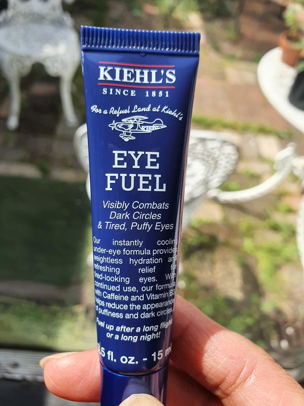 MEN'S EYE CREAM THAT WAVES WONDERS FOR WOMEN!