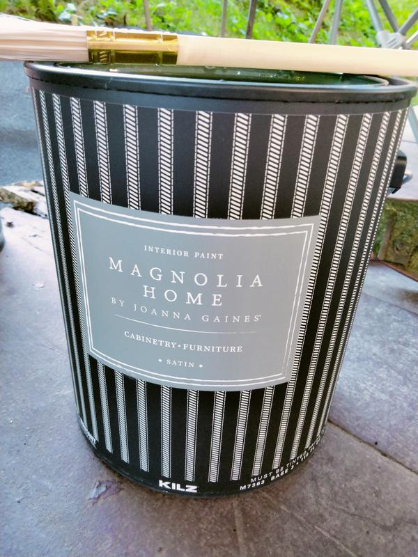 Magnolia Home Magnolia Home by Joanna Gaines Semi-gloss Heirloom Yellow  MAG047 Tintable Cabinet and Furniture Paint Enamel (1-quart) in the Cabinet  & Furniture Paint department at