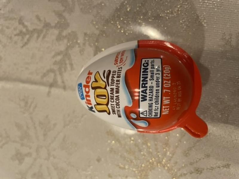 Kinder Joy Chocolate Surprise Egg, 0.7oz. - 12 Pack - Toy Inside, Crispy  Wafer Bites