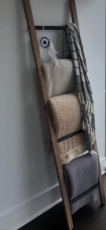 Blanket ladder online kirklands