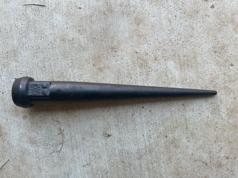 Broad-Head Bull Pin, 1-1/16-Inch - 3256 | Klein Tools