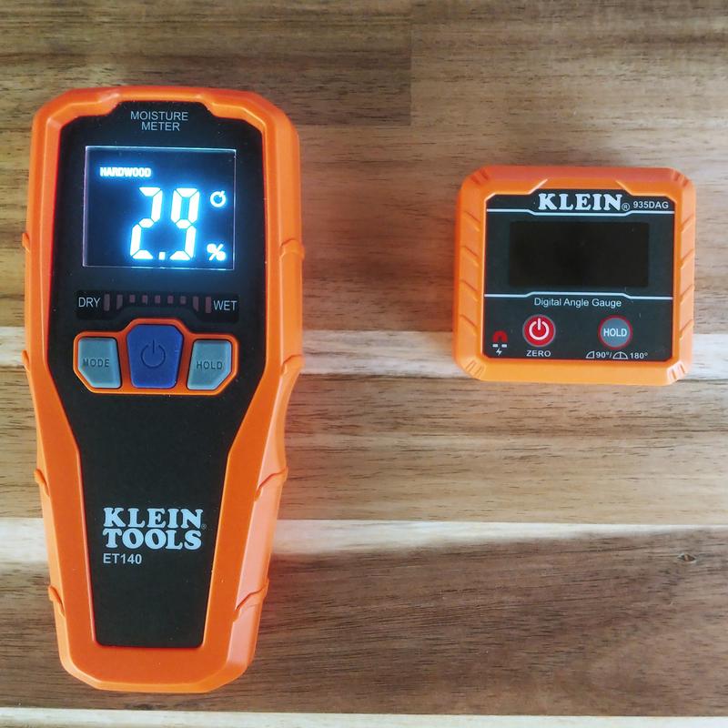 Pinless Moisture Meter - ET140 | Klein Tools