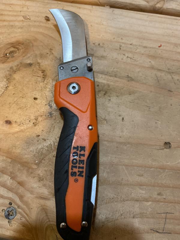 Klein Cable Skinning Utility Knife w/Replaceable Blade 44218 Klein Cable Skinning Utility Knife w/Replaceable Blade 44218