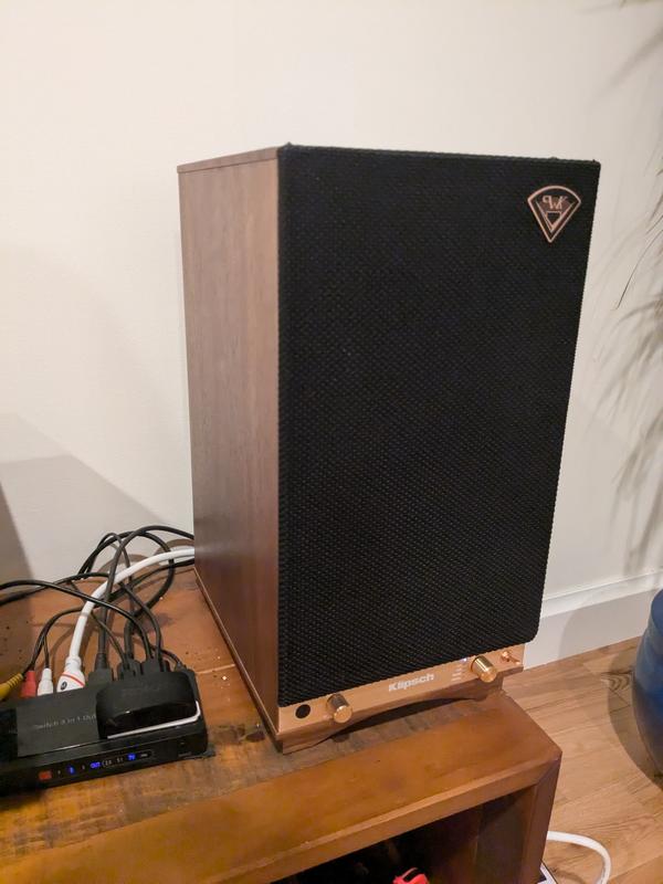 Klipsch | The Sixes POWERED SPEAKERS