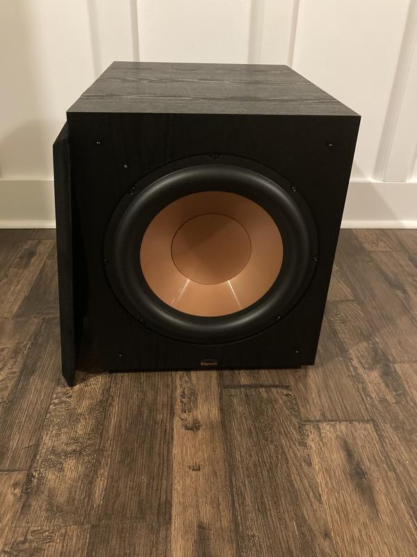 Attractive appearance without grill