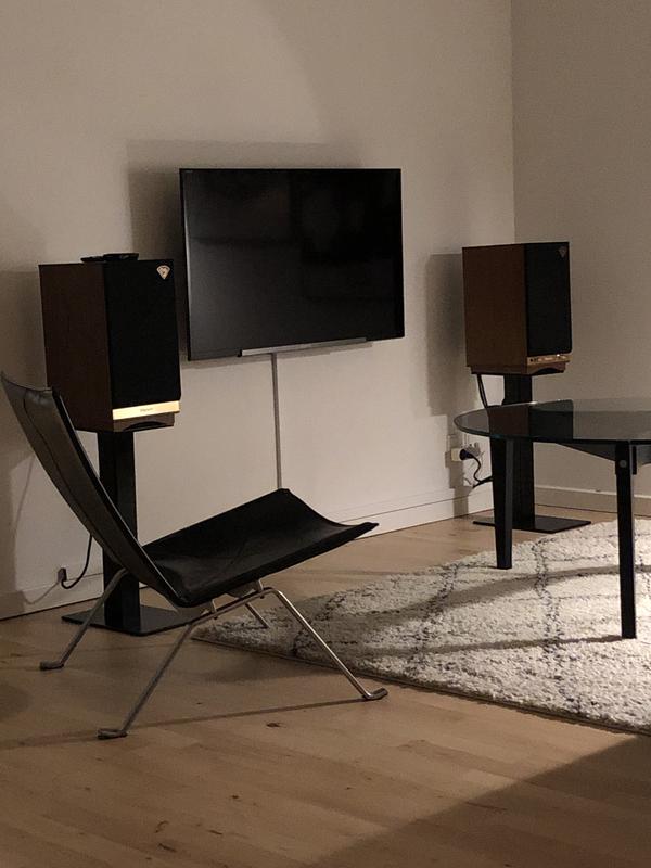 Klipsch | The Sixes POWERED SPEAKERS