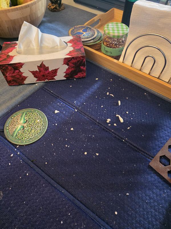 Look at the mess these defective tissues have made from pulling out 3 tissues from the box.