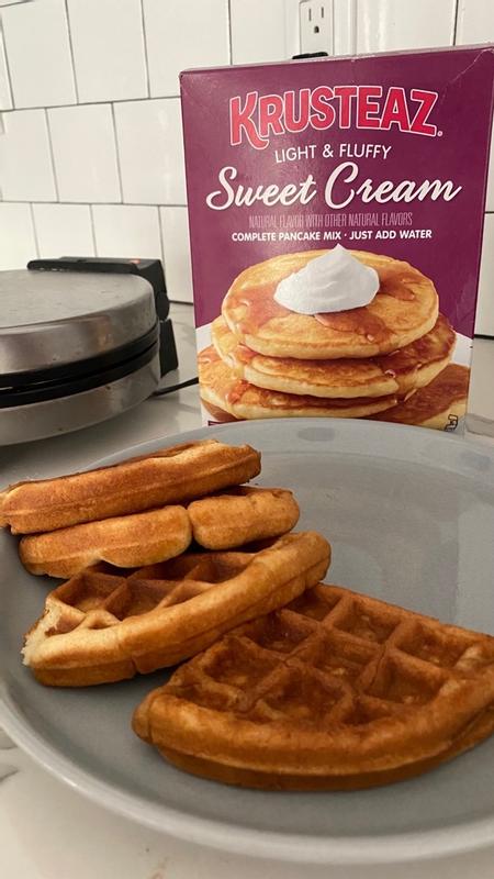 Pioneer Brand Complete Buttermilk Pancake & Waffle Mix - Shop Pancake Mixes  at H-E-B