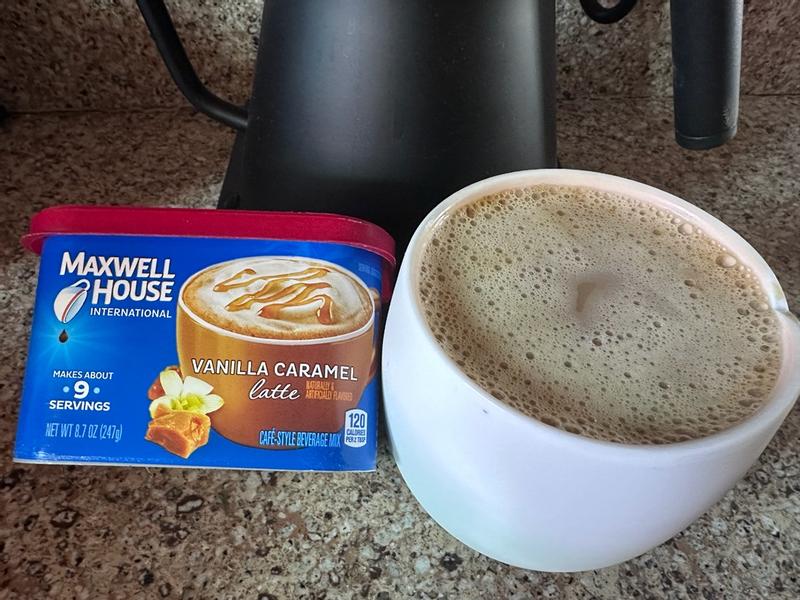 Maxwell House Instant Cafe-Style Beverage Mix, Easy to Prepare, 1